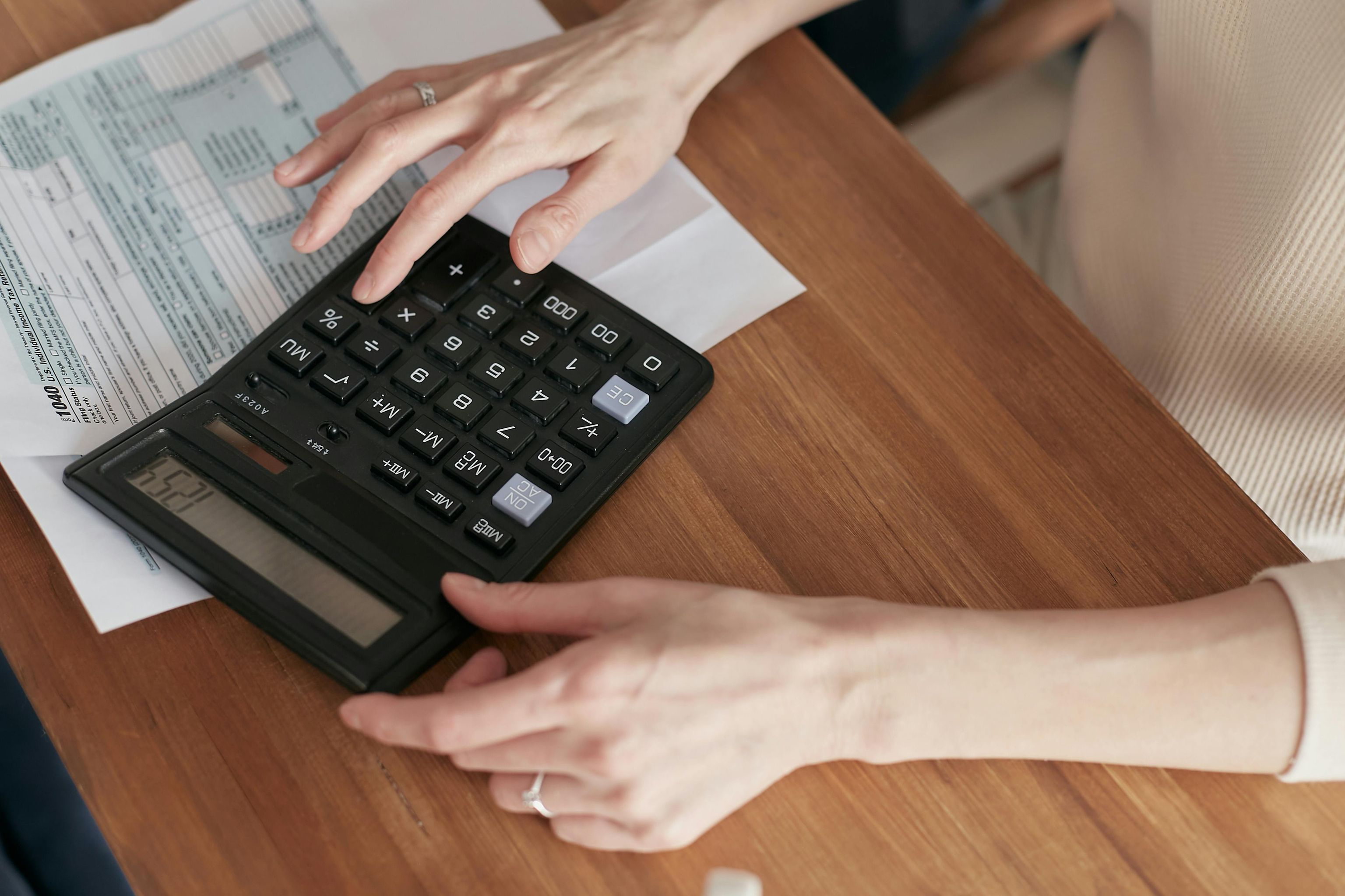 Kompleksowe zarządzanie finansami osobistymi – Klucz do finansowego sukcesu